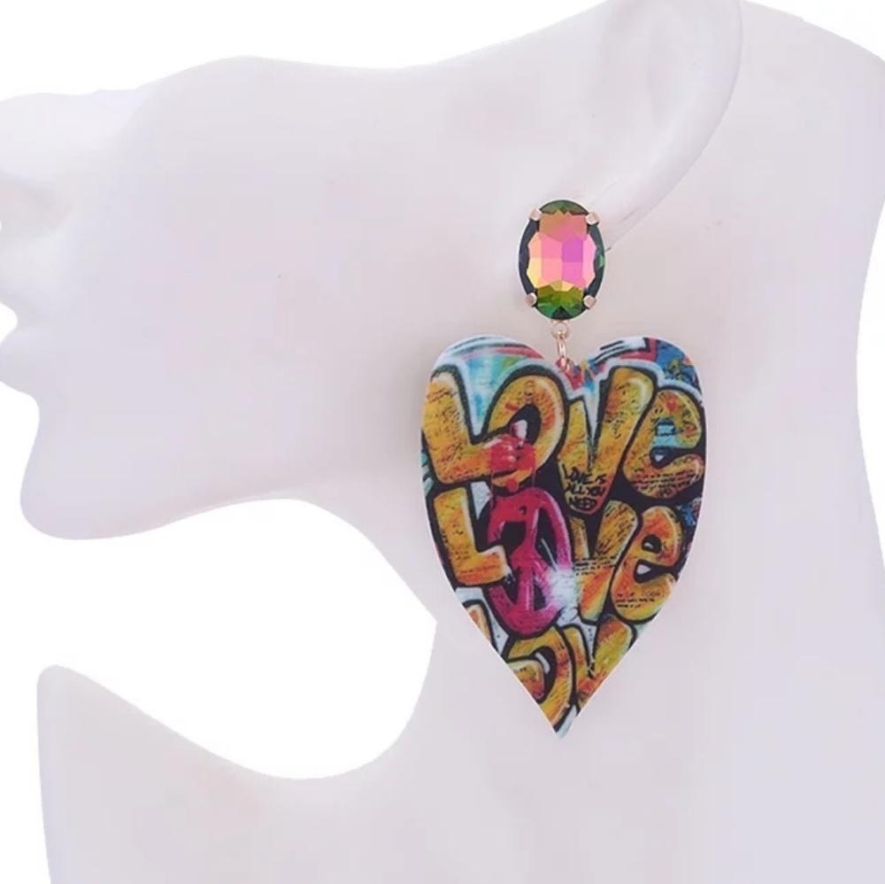 Heart Shaped Crystal Graffiti Hip Hop Dangle Earrings Cute - Picture 2 of 4